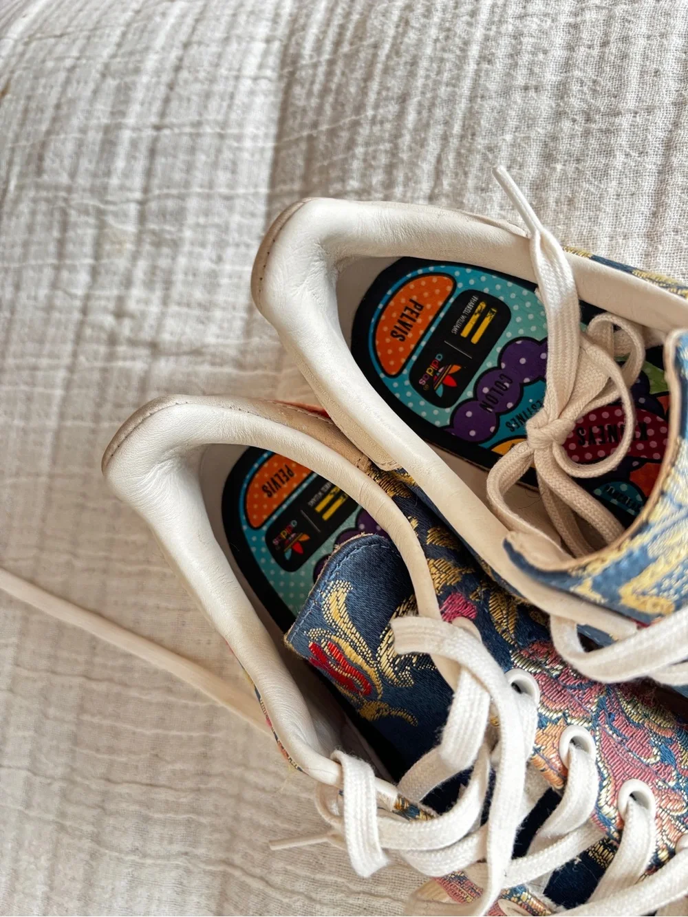 Rare adidas jacquard Navy Floral Embroidered Sneakers Pharrell Williams